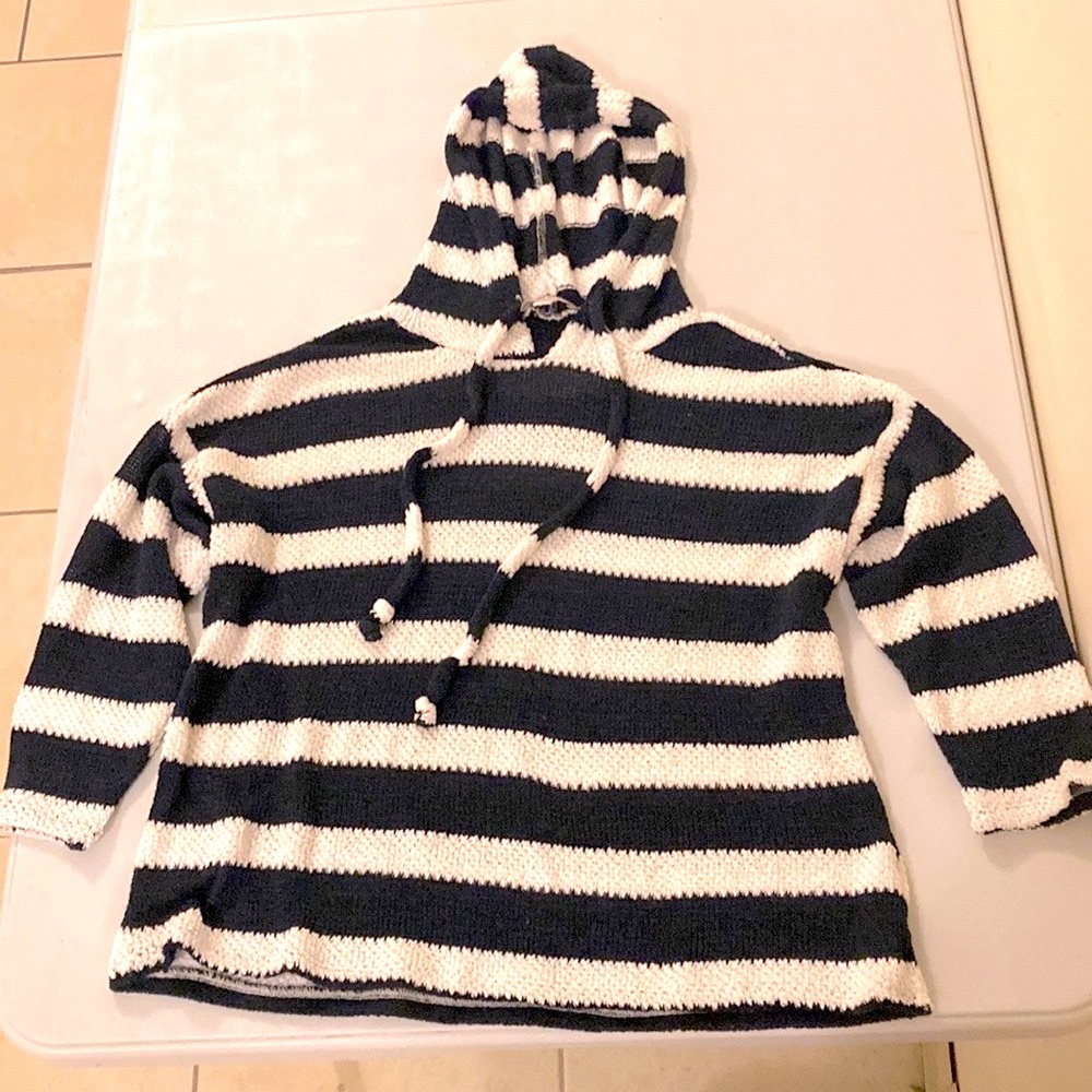 Loft mesh crochet 3/4 sleeve hoodie - Picture 13 of 14